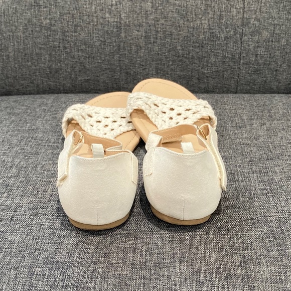 H&M Pretty White Sandals - Picture 4 of 8